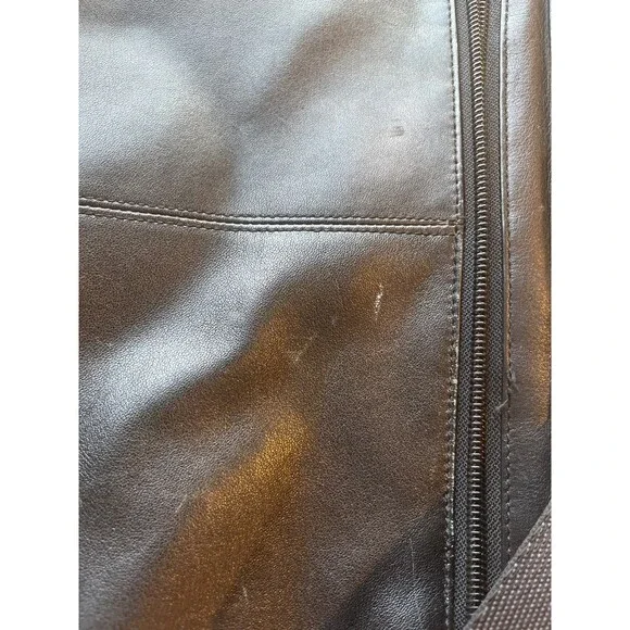 Vintage Tumi Leather Briefcase 96130D4 Messenger Bag 90s Executive Career Wear - Picture 16 of 16